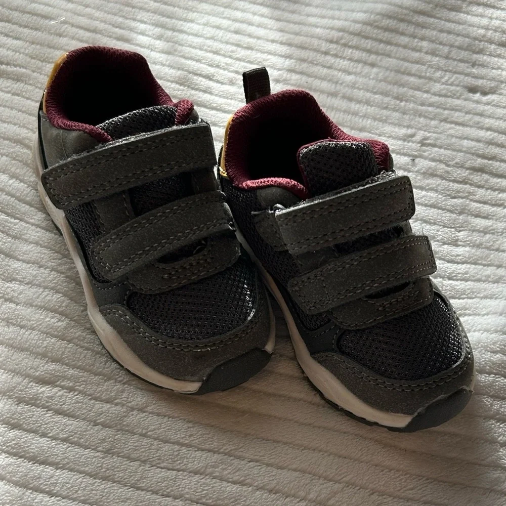 50%offw❤️ Carters kids size 6 sale details below grey k51